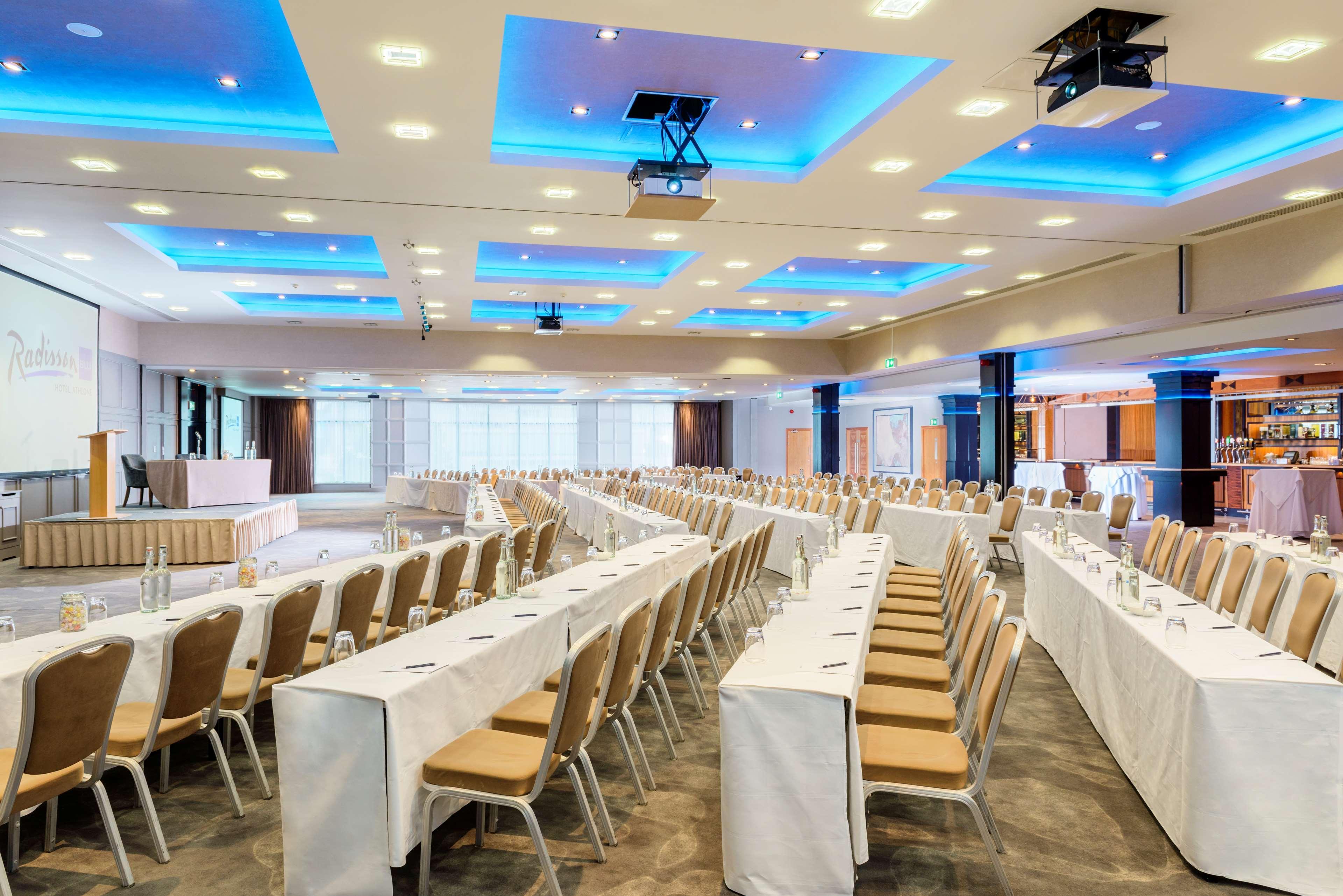 Radisson Blu Hotel, Athlone Exterior foto