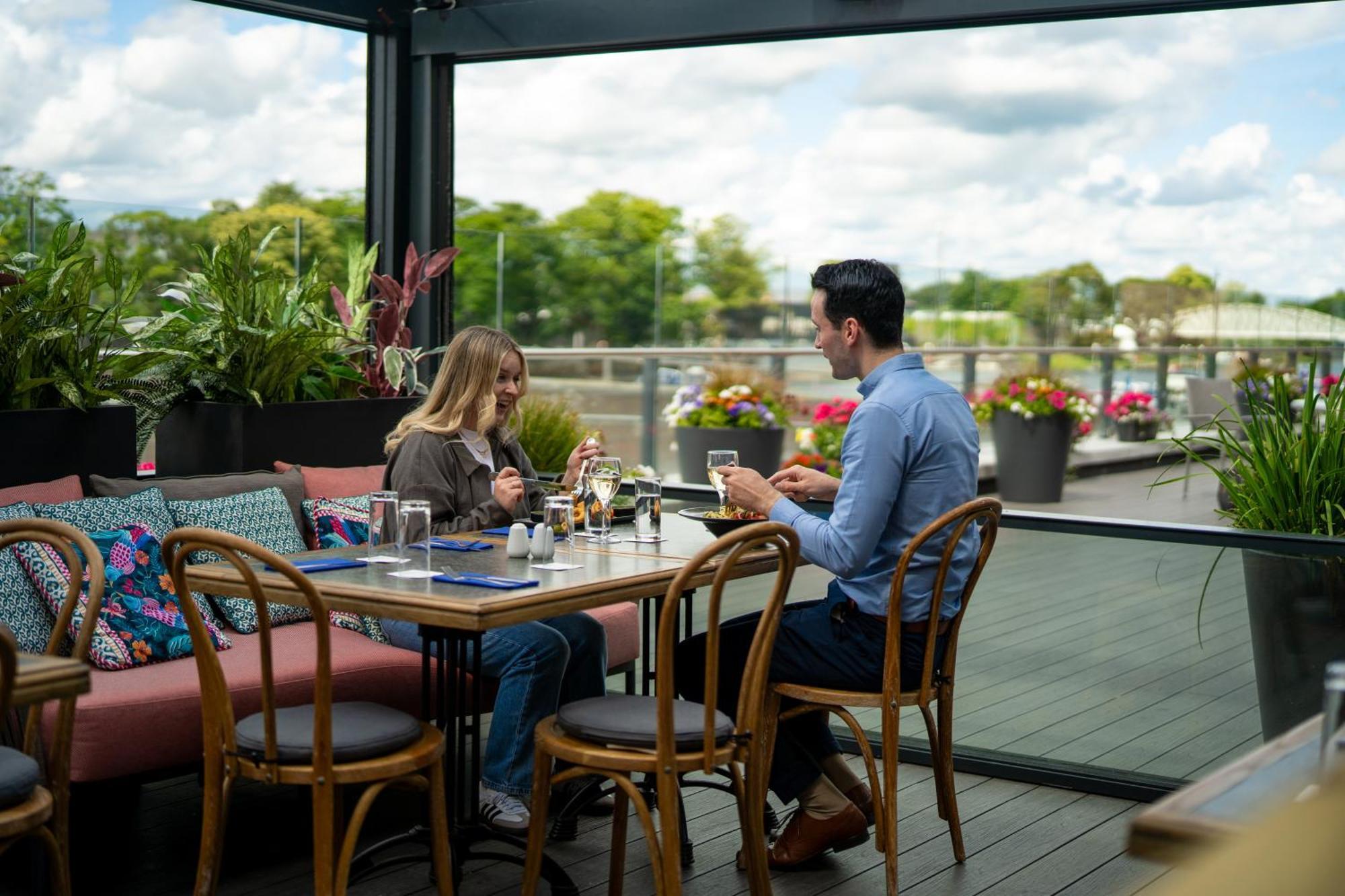Radisson Blu Hotel, Athlone Exterior foto